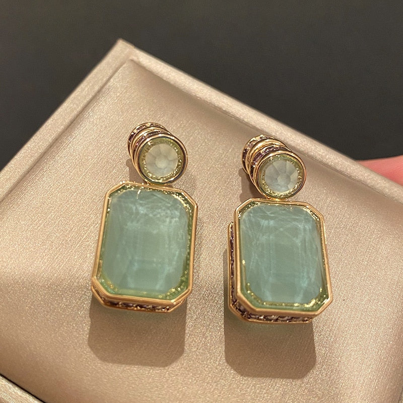 Bilincolor Fashion High Quality Luxury Green Jade Like Stone Earring for Women