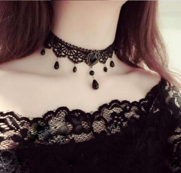 Retro Court Gothic Personality Multi-Layer Crystal Lace Necklace Choker Clavicle Chain